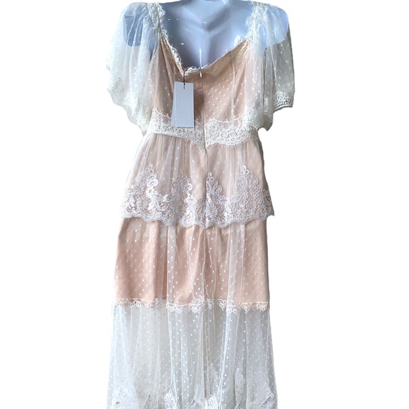 D-Play  -  Dress 👗 - Picture 4 of 7